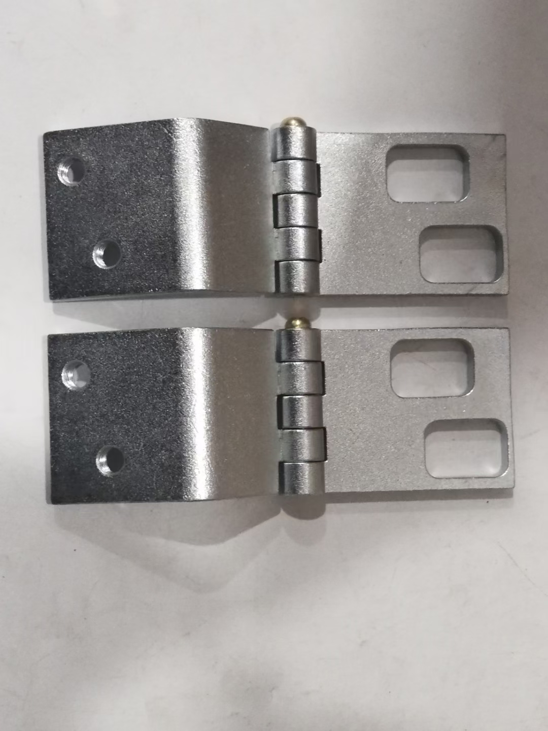 CUSTOM INDUSTRIAL HINGES FOR YOU JUST